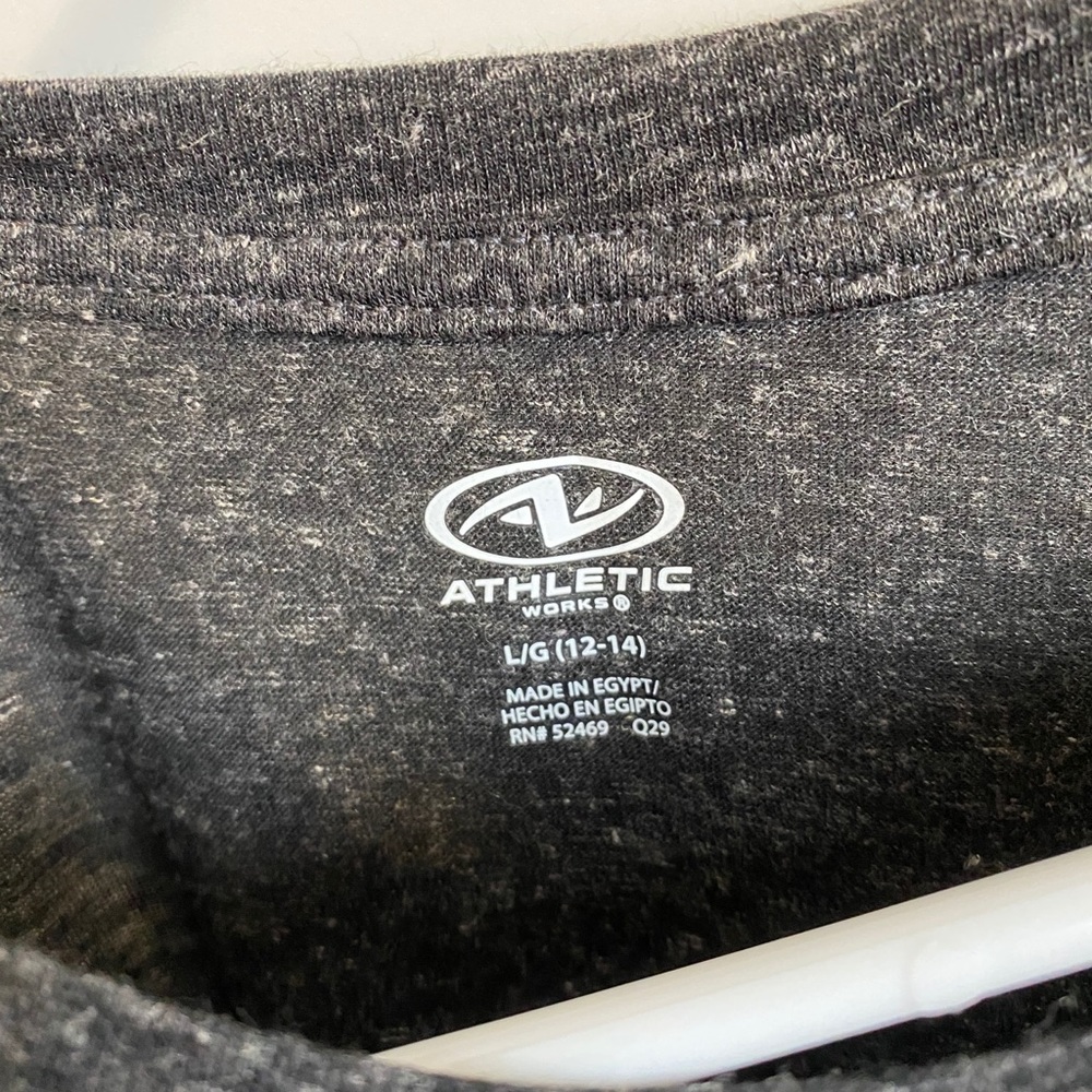 Capped sleeve basic tee - Picture 3 of 4